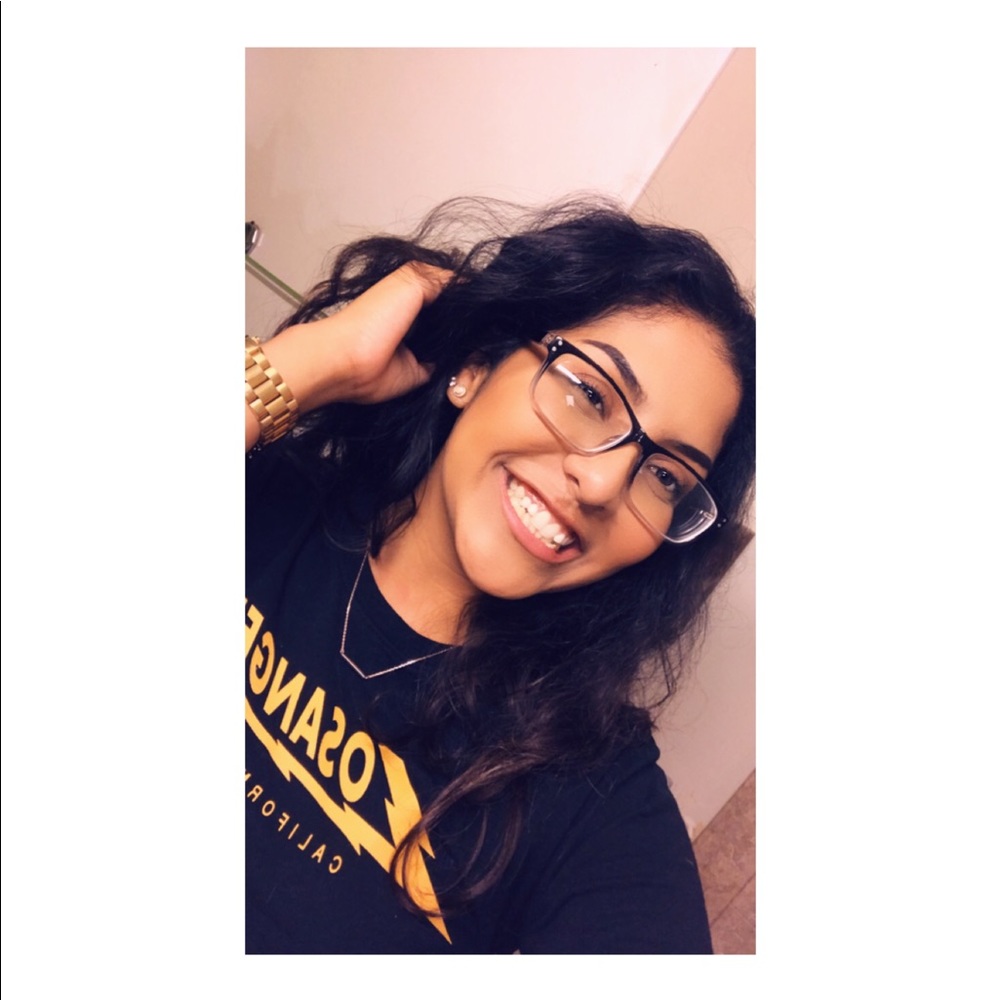 Meet your Posher, Araceli